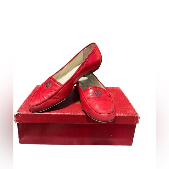 Bally Women's  Red Leather Flat Classic Loafers Size 7 With Box Preppy Logo - Picture 1 of 13